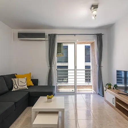 Centrico Apartamento Con Garaje En Apartamento