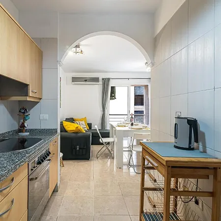 Centrico Apartamento Con Garaje En *