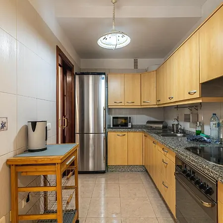 Centrico Apartamento Con Garaje En *