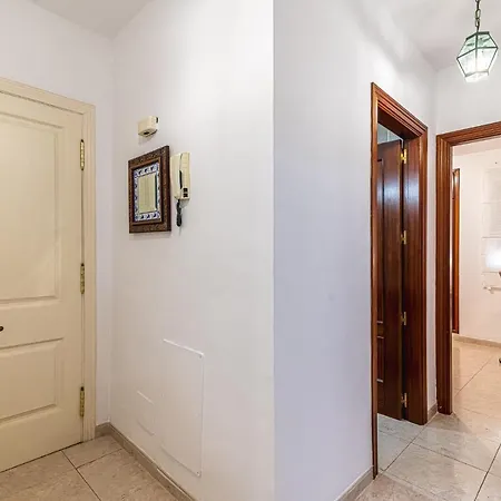 Centrico Apartamento Con Garaje En Apartamento