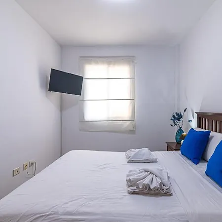 Centrico Apartamento Con Garaje En