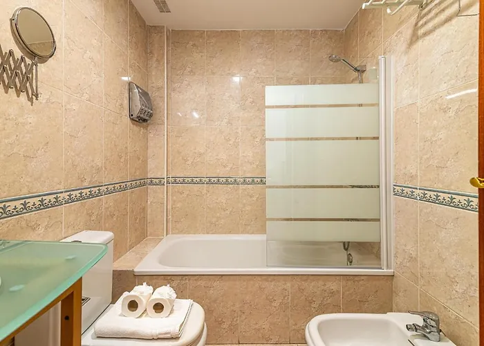 Centrico Apartamento Con Garaje En Appartement *
