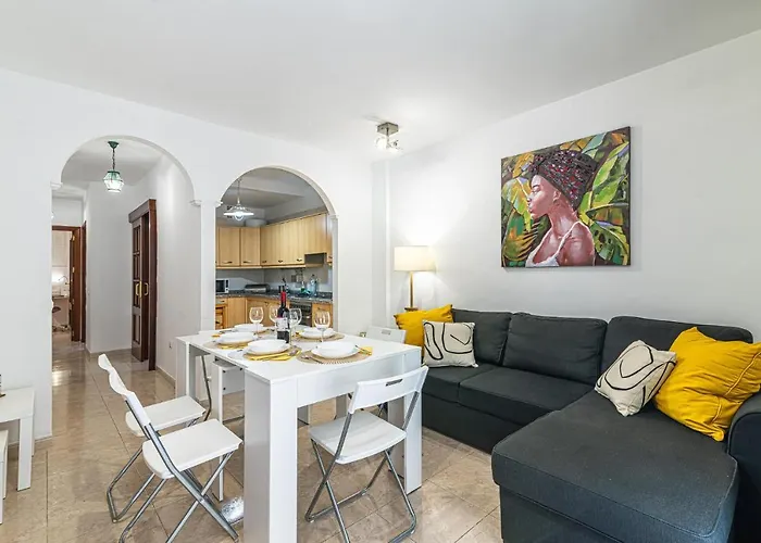 Apartment Centrico Apartamento Con Garaje En