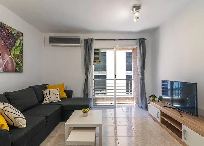 Centrico Apartamento Con Garaje En Apartmán