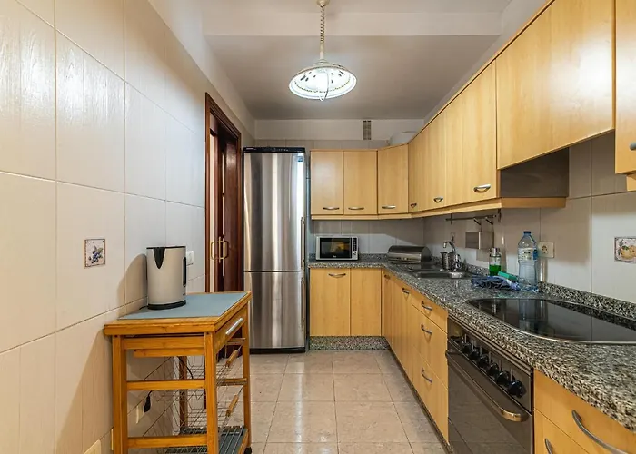 Centrico Apartamento Con Garaje En *